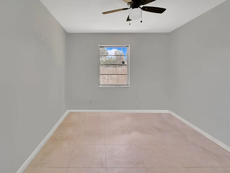 3040 Martin Ave — Photo 14