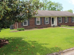 2019 Longview Dr, Georgetown, KY 40324