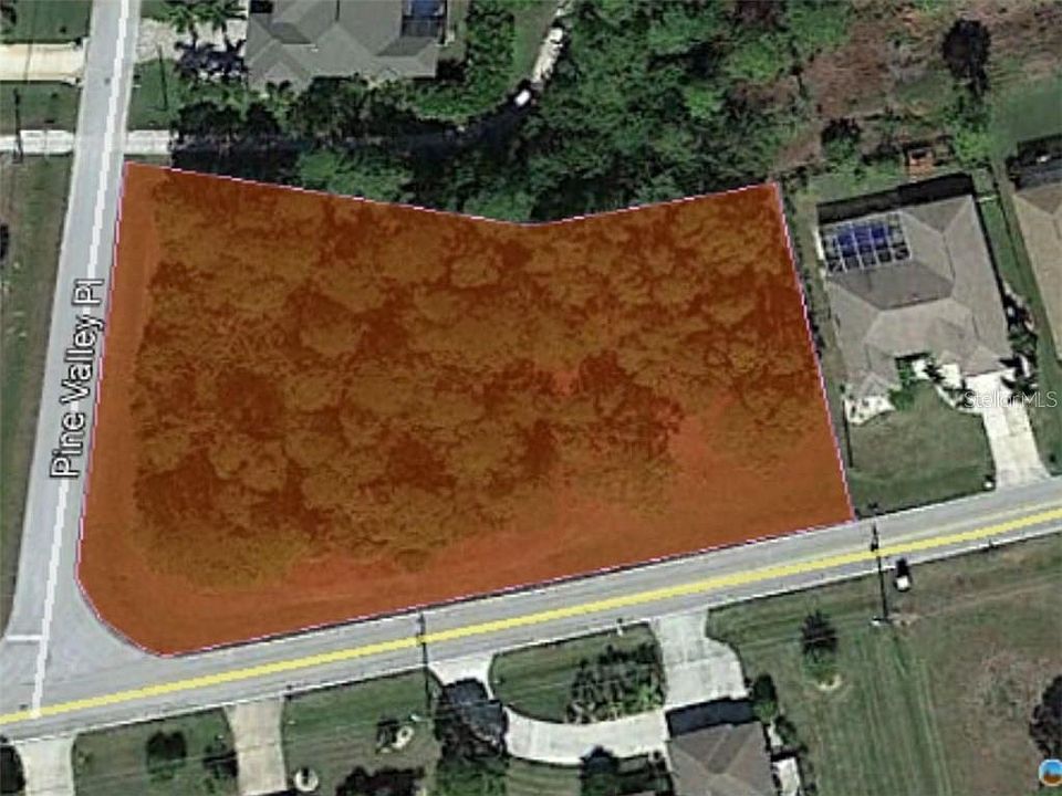 2nd image of 1150-1152 Rotonda Cir