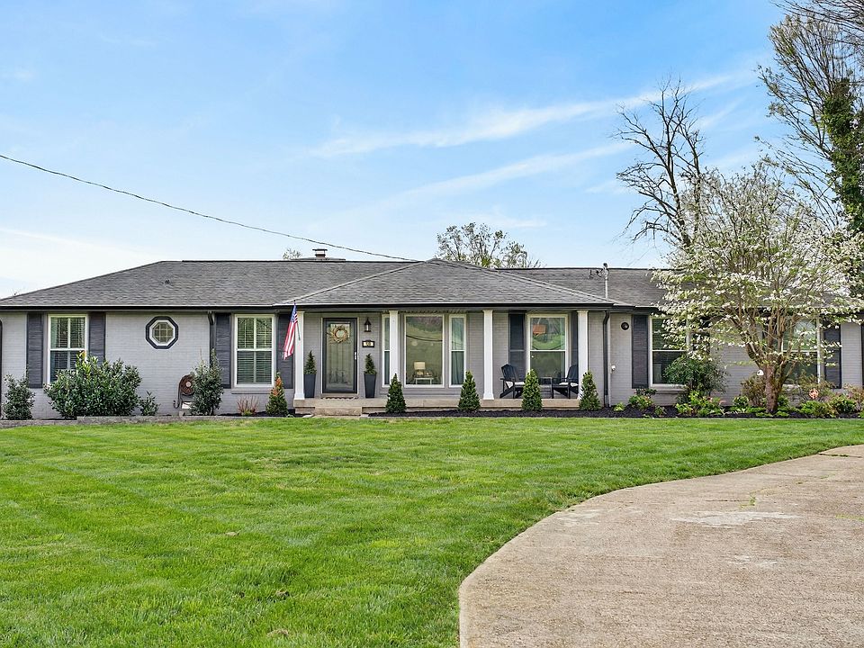 1st image of 128 East Dr