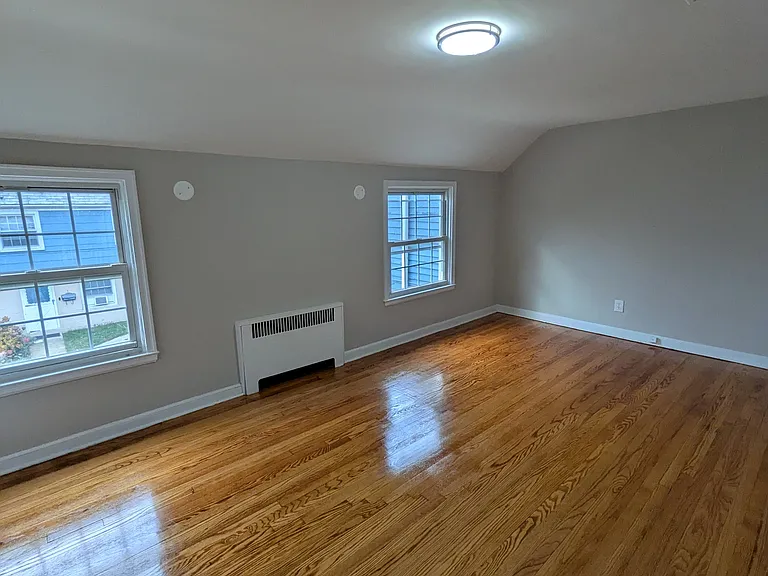 660 Beverly Rd — Photo 7