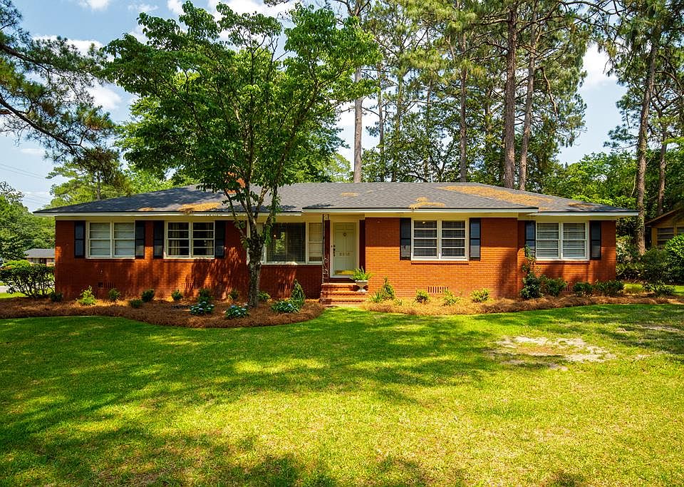 1st image of 2215 Glynndale Dr