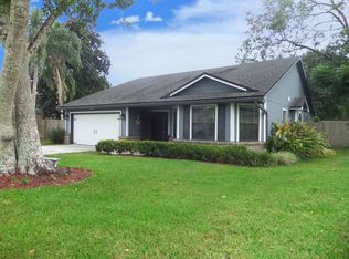 386 Hickory Hollow Dr N, Jacksonville, FL 32225