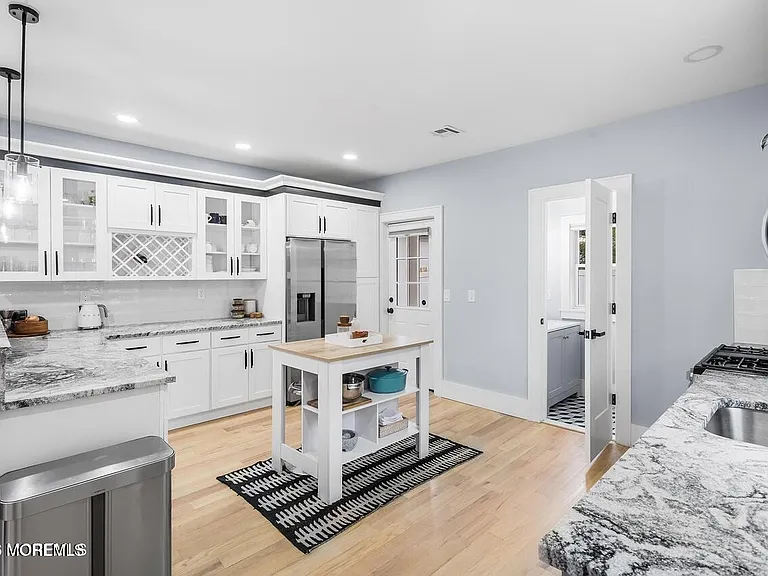 803 Central Ave — Photo 13