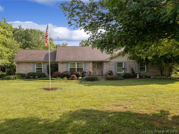 7823 Oscar Long Road, Marysville, IN 47141