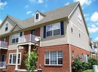 3067 Cloverly Ct, Ann Arbor, MI 48108
