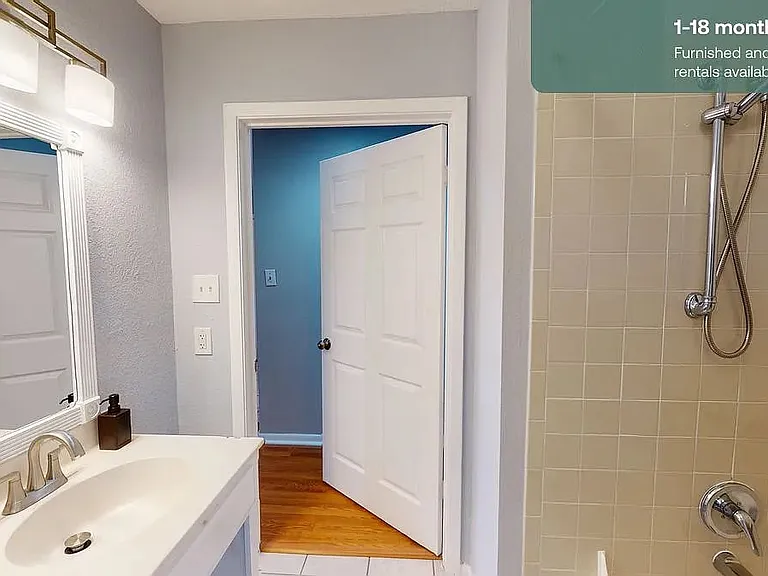 2311 Galway St — Photo 9