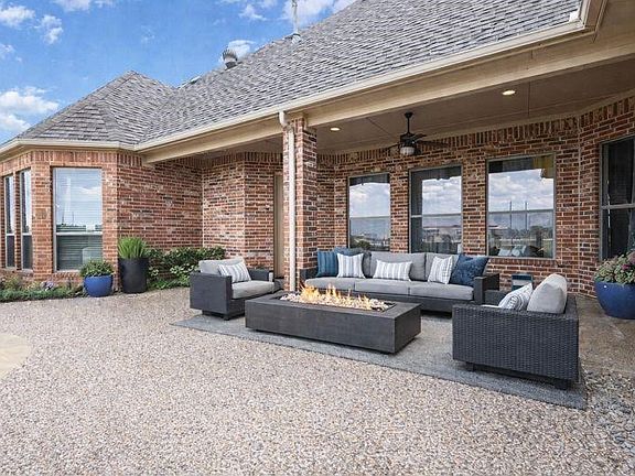 2nd image of 123 Ranch House Rd