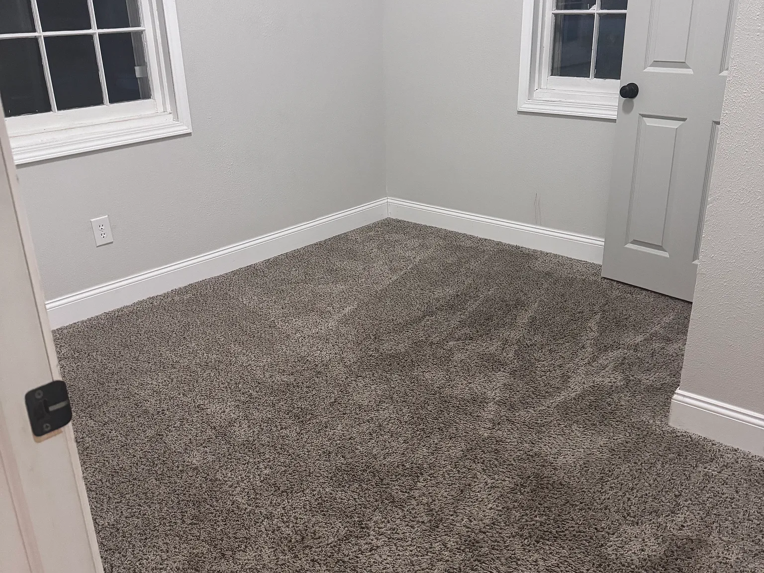 106 E Park Ln — Photo 4