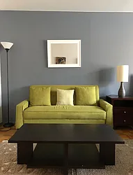 Rented by R New York