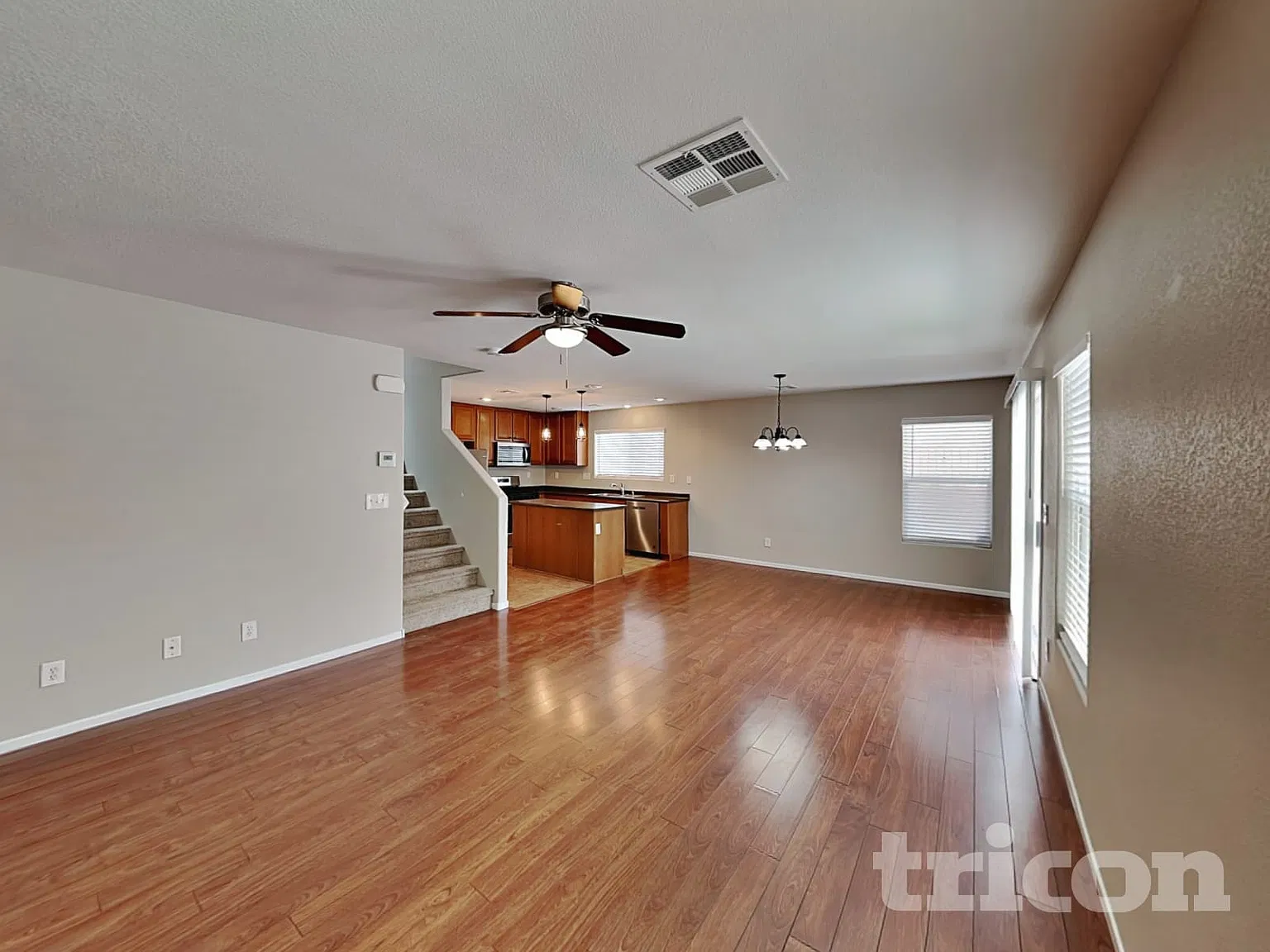 544 Brinkburn Point Avenue Las Vegas NV — Photo 3
