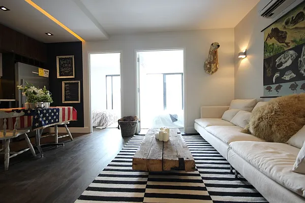 Rented by Nooklyn NYC LLC | media 98