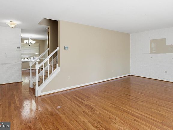 4th image of 13 Courtwood Dr