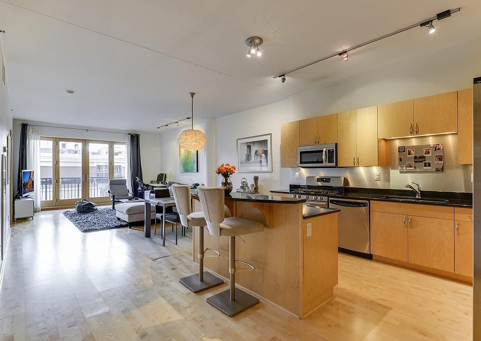 1st image of 401 N 2nd St #317