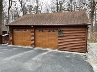 6806 Tall Oaks Rd, Manitowoc, WI 54220