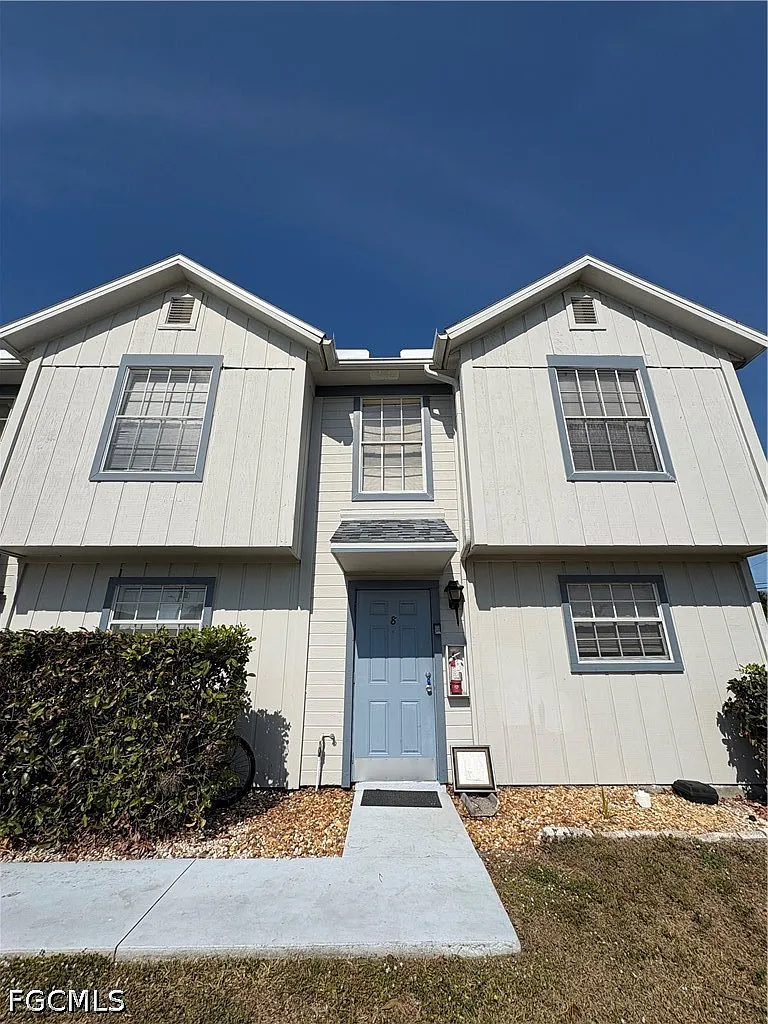 2 bed, 2.5 bath, 1153 sqft, $1,975 — Photo 1