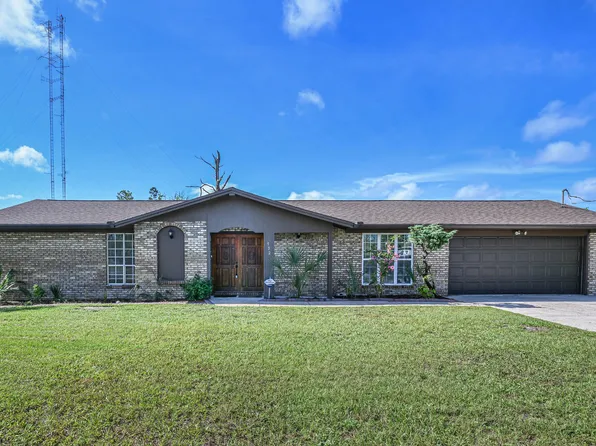 132 E 18th St, Lynn Haven, FL 32444