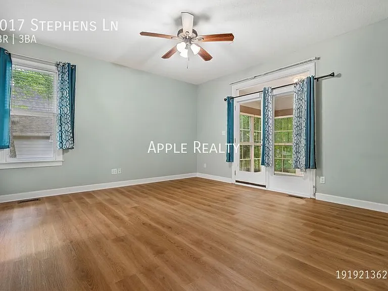 5017 Stephens Ln — Photo 9