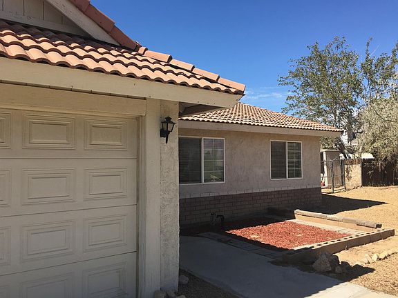 2nd image of 13800 Tropicana Dr