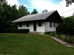 36 Whitbeck Rd, New Hartford, CT 06057