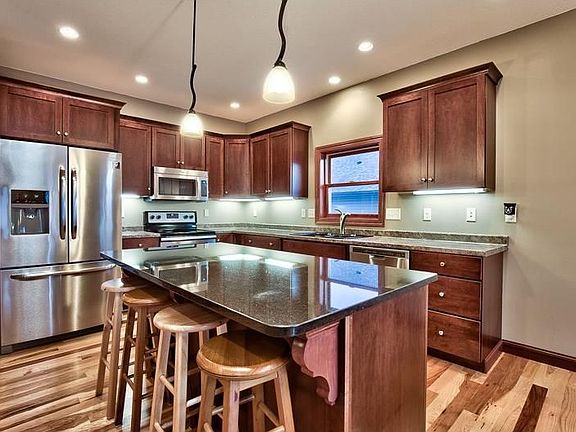 3rd image of 2905 Bullis Dr
