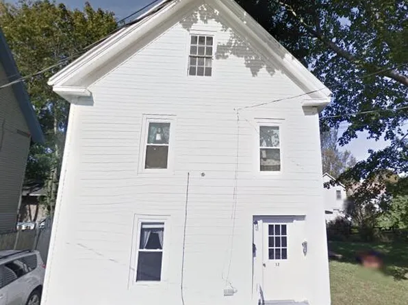 12 Brewster Street, Rockland, ME 04841