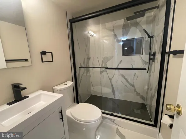6139 Leesburg Pike APT 107, Falls Church, VA 22041