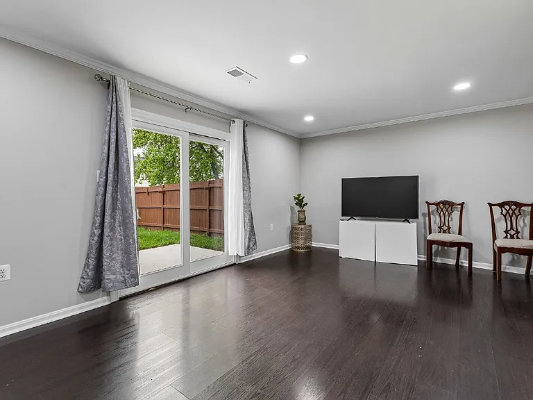 7974 Community Dr — Photo 12