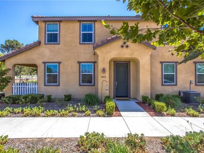 2002 Juniper Ln, Colton, CA, 92324