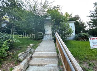 902 Pine St, Columbia, SC 29205