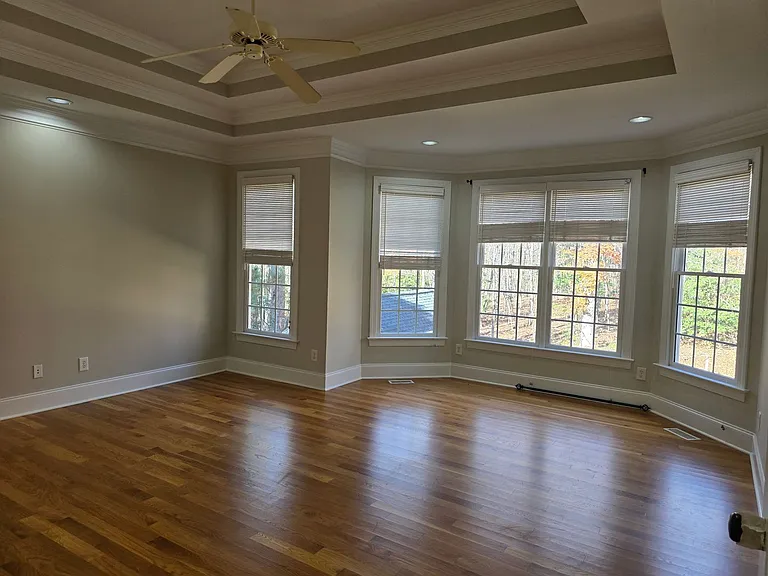 3653 Pleasants Ridge Dr — Photo 20