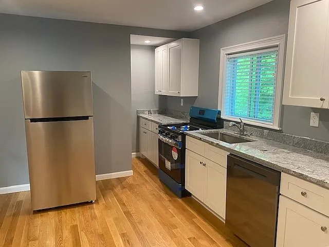 22 Summer St #2 — Photo 2