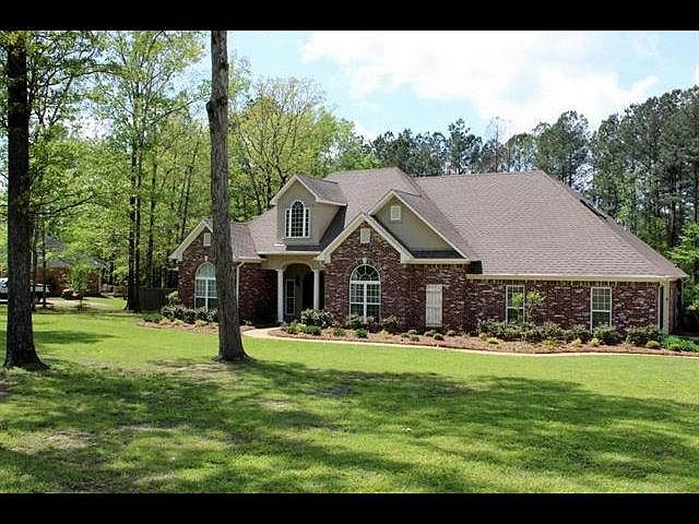 1st image of 125 Hollybush Pl