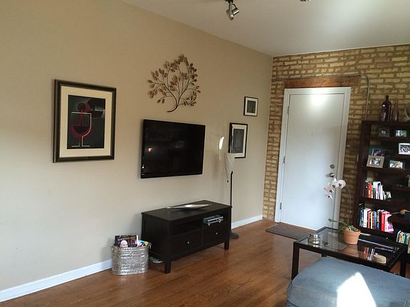 4th image of 3410 W Belden Ave #2
