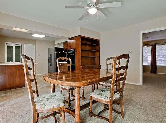 5th image of 2918 Selma Ln