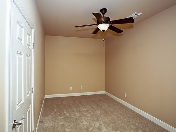 4th image of 3161 Locust Holw