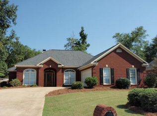 395 Shadow Wood Dr, Smiths Station, AL 36877