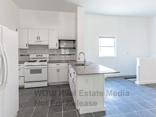 8411 Michigan Ave, Saint Louis, MO 63111