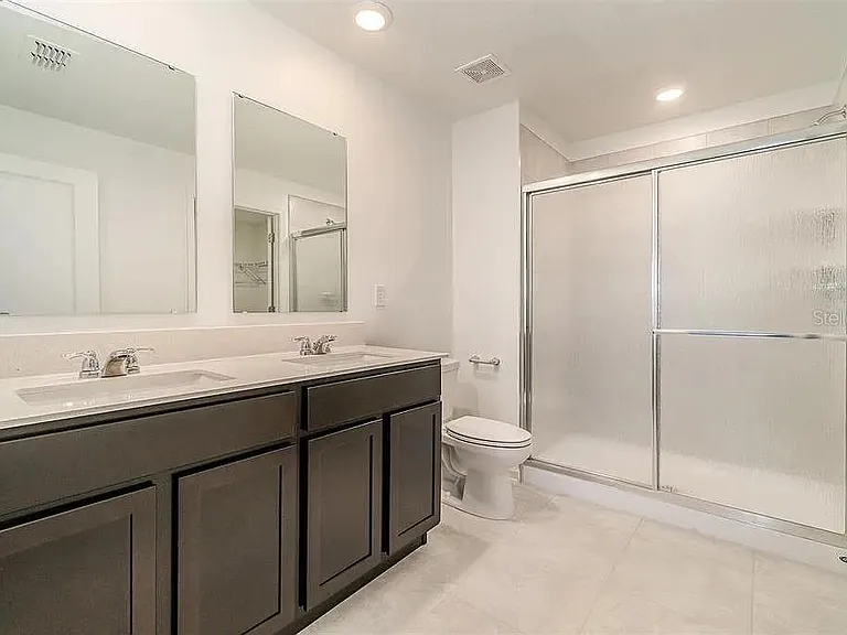 2220 Green Valley St — Photo 17