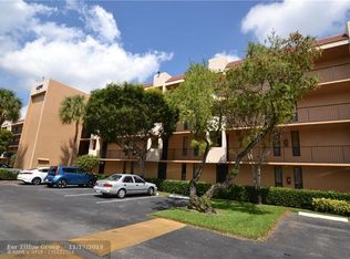 6241 Coral Lake Dr #405, Pompano Beach, FL 33063