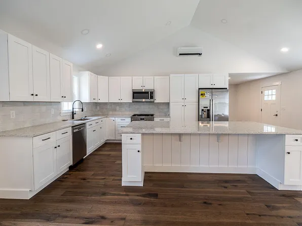 497 N Parish Road, Turner, ME 04282