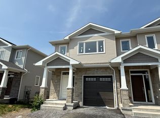 198 Heritage Park Dr, Greater Napanee, ON K7R0C8