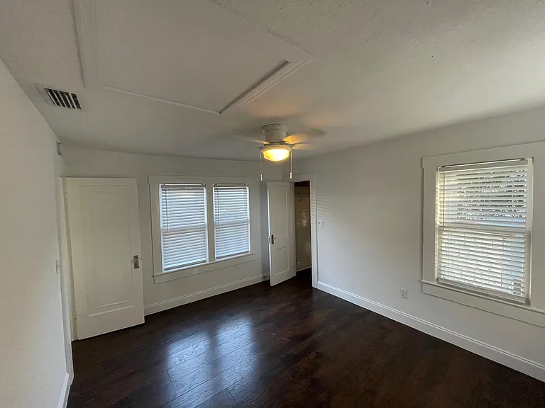 405 E Cayuga St — Photo 12