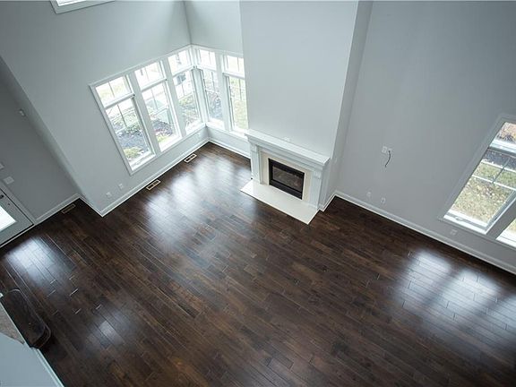2nd image of 38 Ashbourne Dr #38
