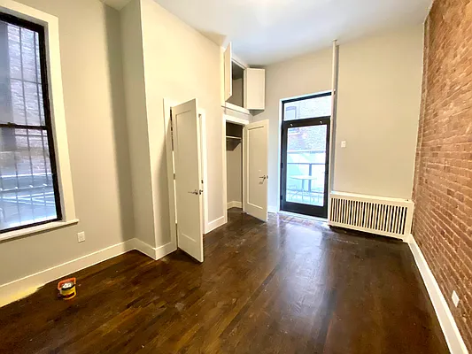 Rented by Corcoran | media 14