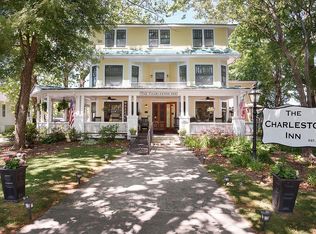 755 N Main St, Hendersonville, NC 28792