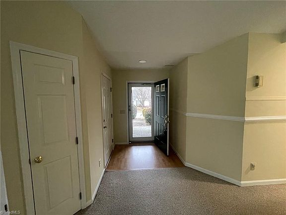 5th image of 3409 Morris Farm Dr