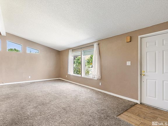5th image of 379 Avenue De La Couleurs
