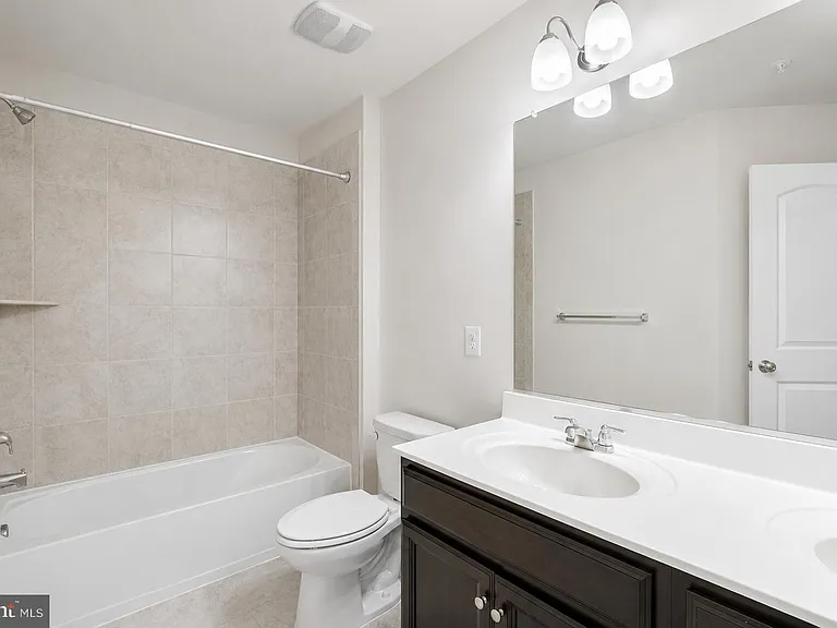 4731 Cambria Rd — Photo 44