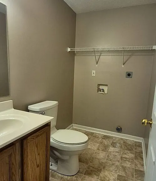 4701 Scepter Way — Photo 6
